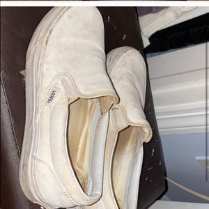 White vans that can easily be cleaned